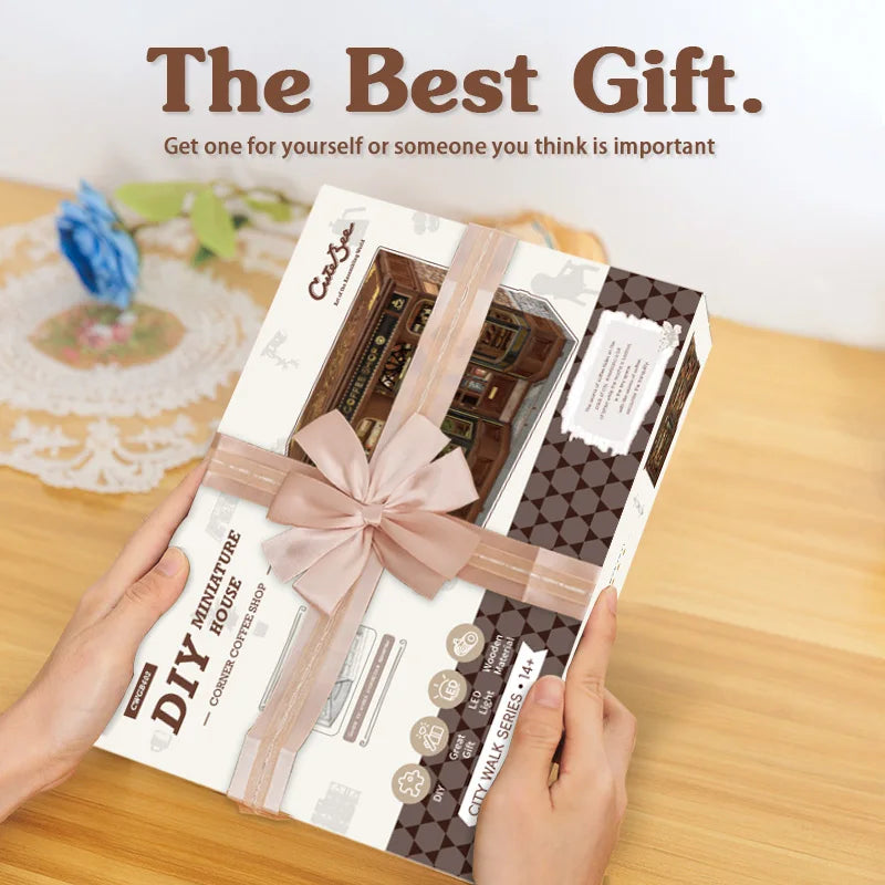 CUTE BEE Corner Coffee Shop Book Nook